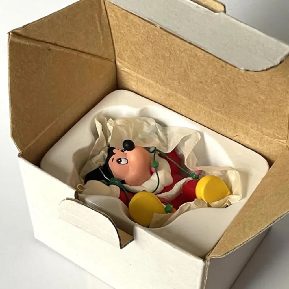Vintage 1987 Grolier Disney Christmas Magic‎ Mickey Tangled in Lights Ornament